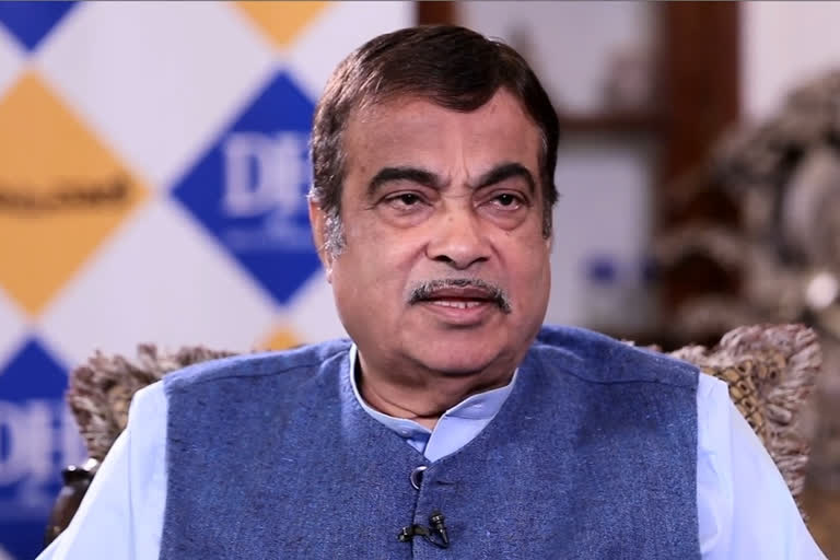 Union Minister Nitin Gadkari tested positive for COVID19