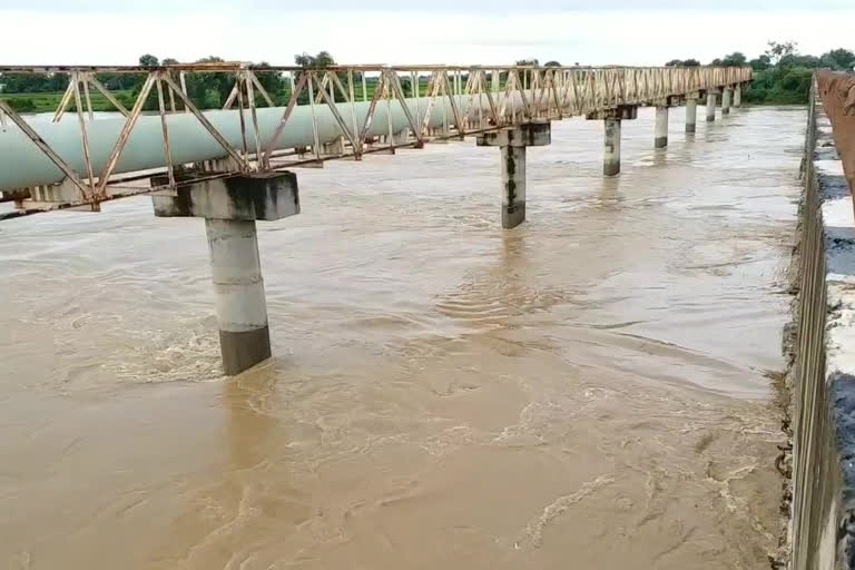 Decreasing flood flow in Kundu river