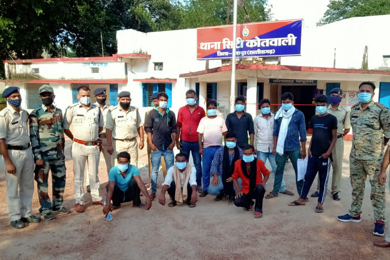 cow smuggler arrested in jashpur