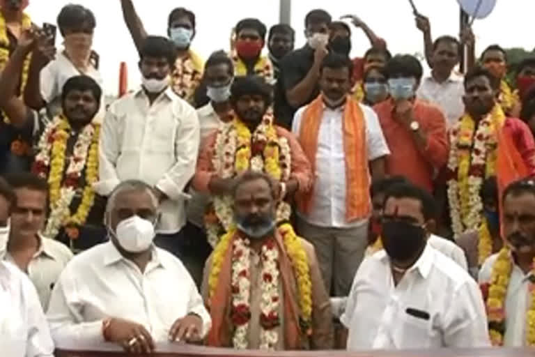 bjp janasena leaders released from kakinada sub jail