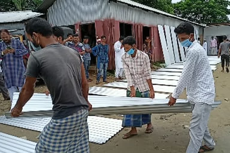 উচ্ছেদিত পৰিয়ালৰ কাষত জমিয়ত উলেমা