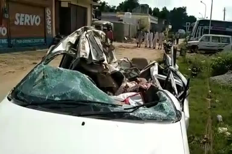 सिरोही में हुआ सड़क हादसा, road accident in sirohi