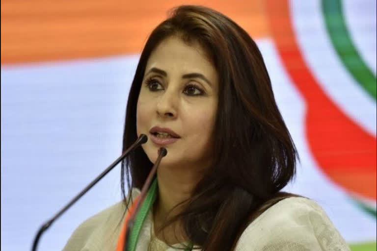 legal notice to Urmila Matondkar