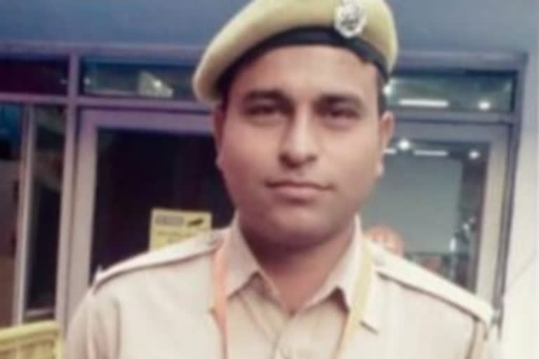 Delhi police found deadbody of missing civil defense volunteer in Canal Faridabad