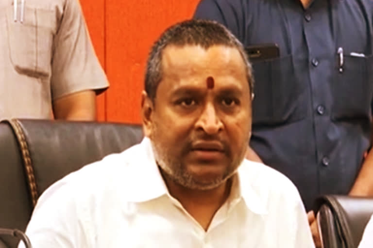 minister vellampalli