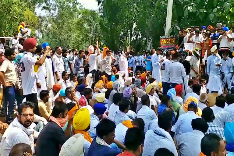 farmers block ambala-narayangarh highway during protest against Agricultural ordinance