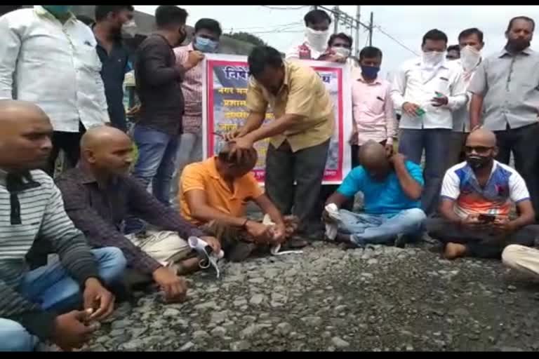 agitation for demand of road repairing