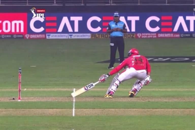 ipl 2020 : virender sehwag slams bashes umpire controversial short run decision kxip lose thriller