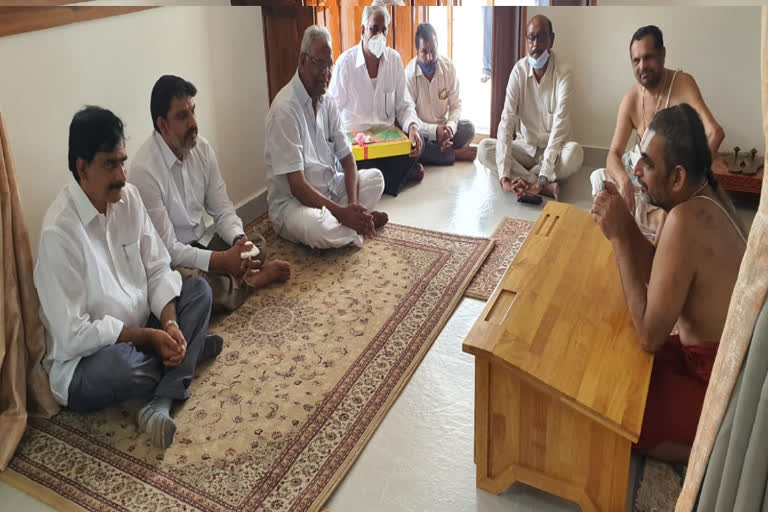 devineni uma tdp leders visit chinajeeyar swamy ashram