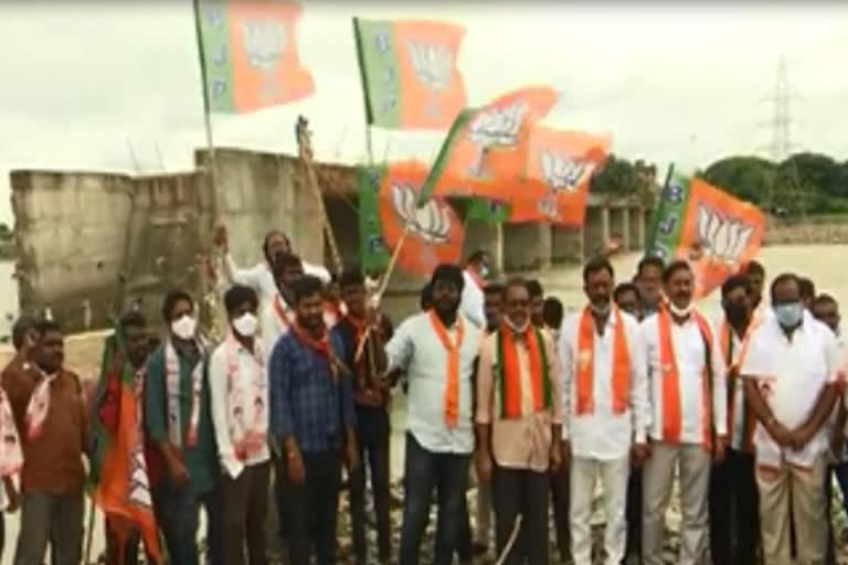 BJP-Janasena demand for completion of Joharapuram bridge