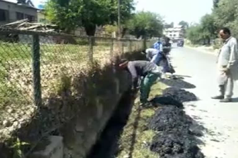 پانپور میں صفائی مہم کا انعقاد