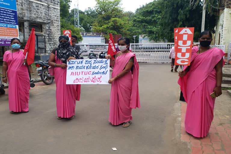 ಆಶಾ ಕಾರ್ಯಕರ್ತೆಯರ ಪ್ರತಿಭಟನೆ