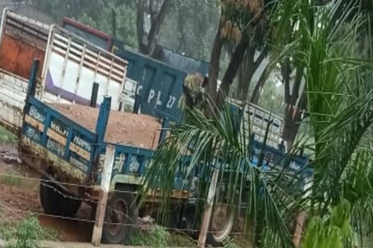 A tractor trolley seized