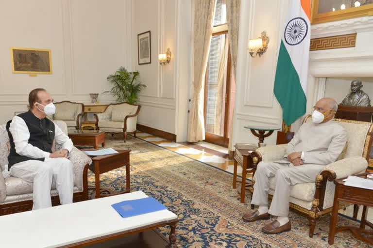 Ghulam Nabi Azad meet president Ramnath Kovind