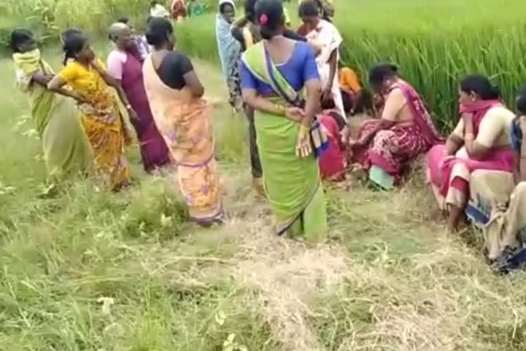 Farmer dies on farm mourning family members at chetla gouraram medak