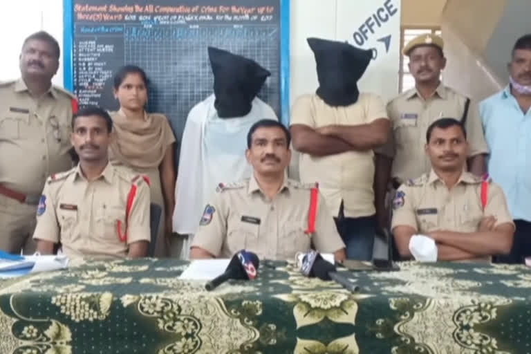 police chased murder murder mistery in warangal rurul district