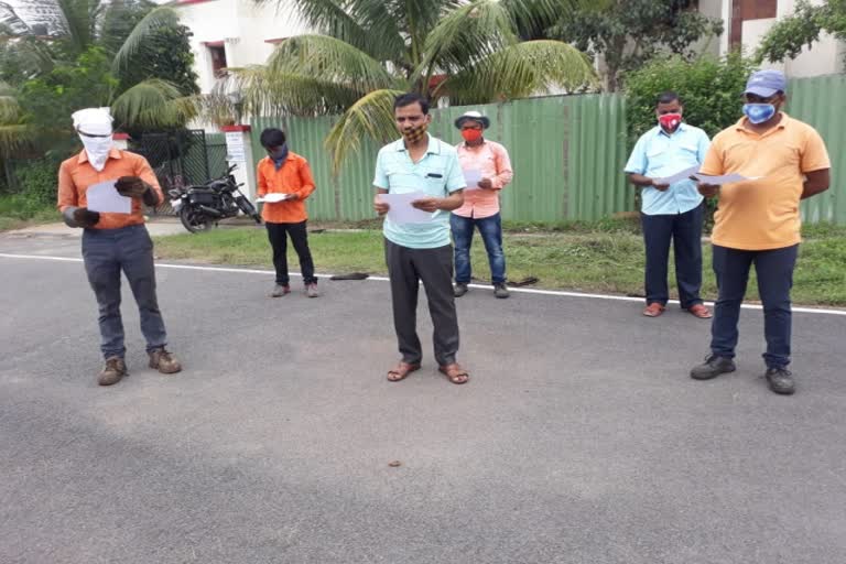 Swachhta Pakhwada was conducted residential area of Raipur railway station