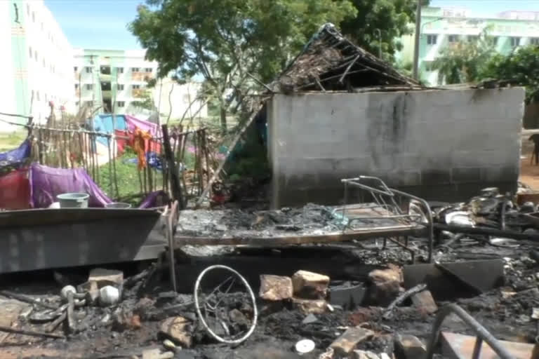 Three houses damaged in fire near PudukkottaiThree houses damaged in fire near Pudukkottai