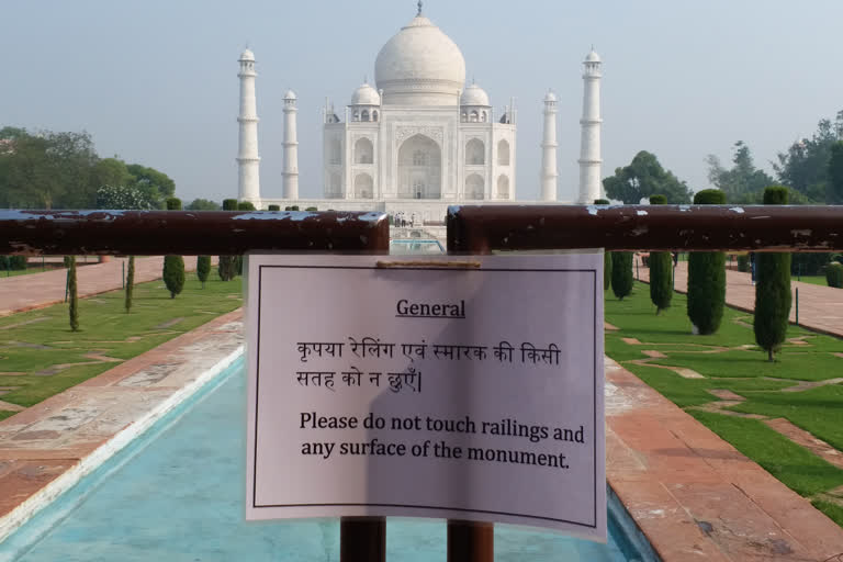 Today Taj will be closed for Namazis