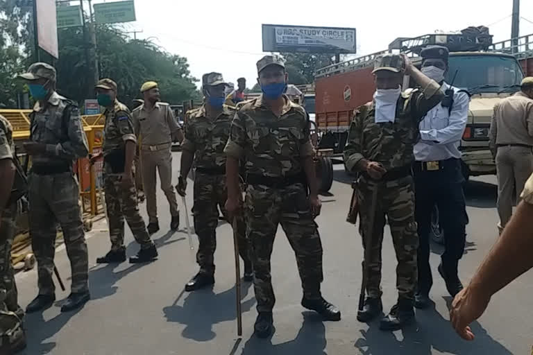 Bharatiya Kisan Union staged a protest in ghaziabad