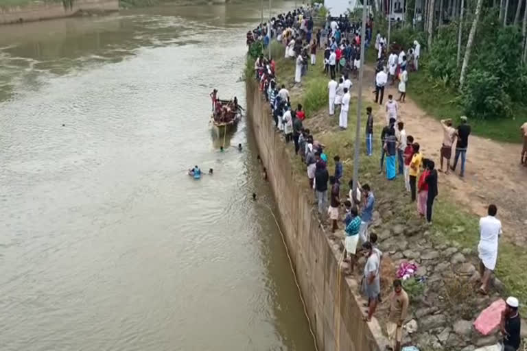 ഒഴുക്കിൽപ്പെട്ട് രണ്ട് പേരെ കാണാനില്ല  വേങ്ങര കടലുണ്ടിപ്പുഴ  ബാക്കിക്കയം റഗുലേറ്റർ കം ബ്രിഡ്ജ്  Two missing in kadalundippuzha Malappuram  kadalundippuzha Malappuram  Two missing