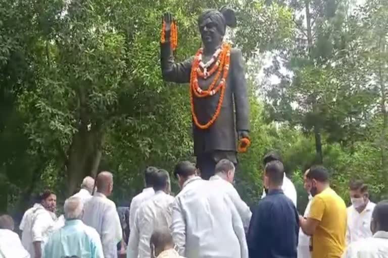 Chaudhary Devi Lal birth anniversary celebrated in Yamunanagar