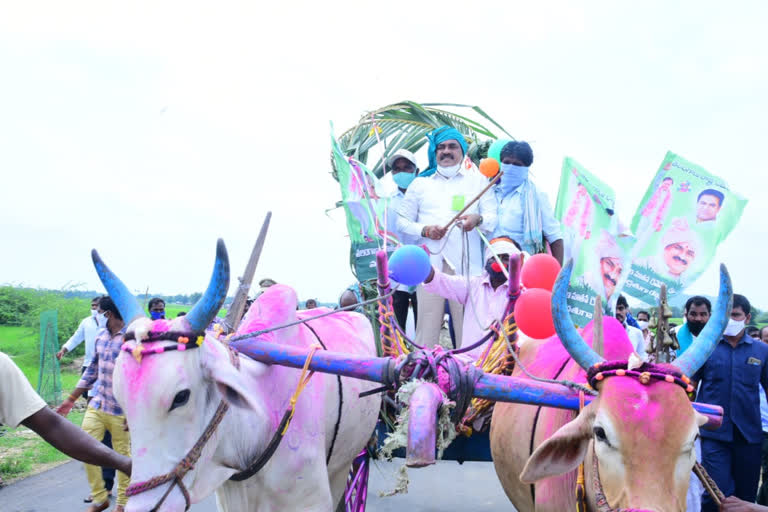 Minister Errabelli Participated in Tractor rally in warangal rural District rayaparthi