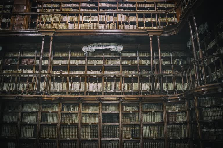 Mumbai's Karimi Library