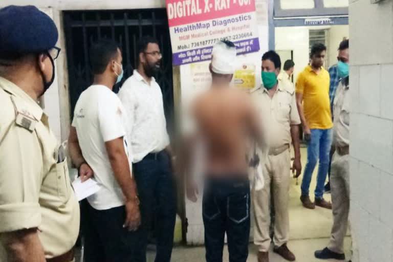 3 people injured in clash between two groups in jamshedpur, clash between two groups in jamshedpur, crime news of jamshedpur, जमशेदपुर में दो गुटों के बीच झड़प में 3 लोग घायल, जमशेदपुर में दो गुटों के बीच झड़प, जामशेदपुर में अपराध की खबरें