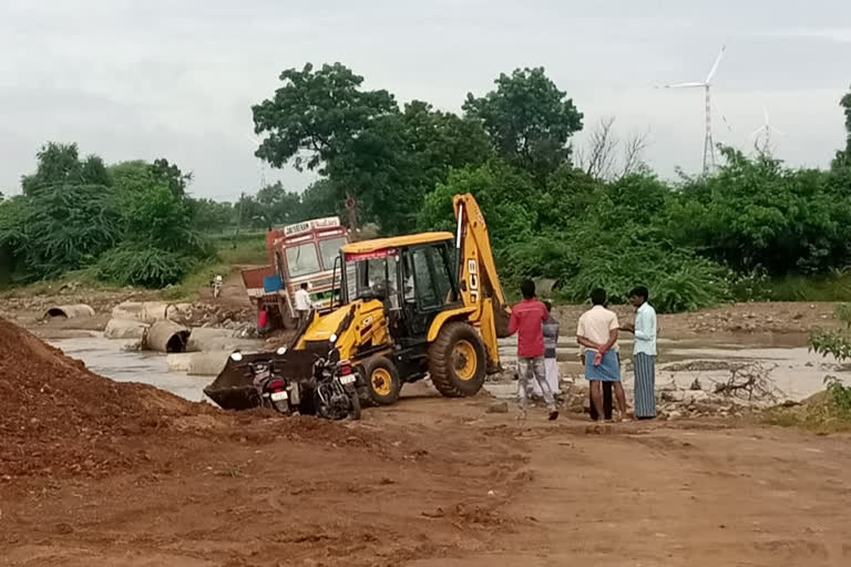 A temporary bridge that collapsed by rain