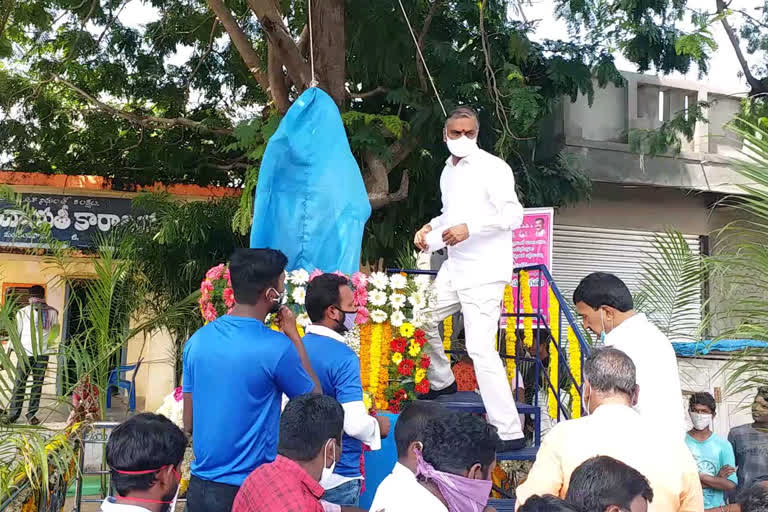 minister harish rao inaugurated ambedkar idol at kondapaka in siddipet district