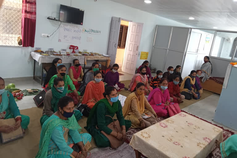 Women and Child Development Department celebrated nutrition month in Kumarhatti