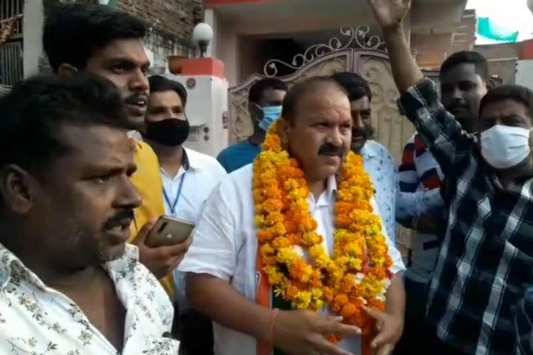 Satish Sikarwar got ticket from Congress on Gwalior East seat