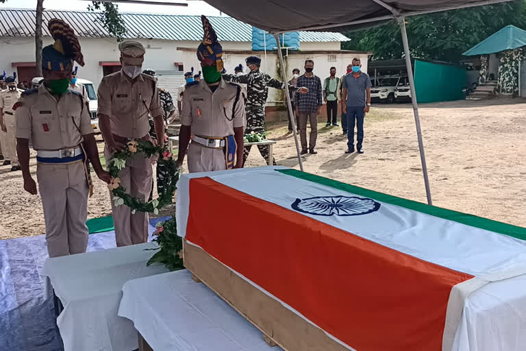 CRPF Constable dies due to deteriorating health in Giridih, गिरिडीह में तबीयत बिगड़ने से CRPF हवलदार की मौत