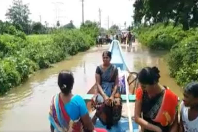 heavy krishna river floods to tulluru mandal in gunturu