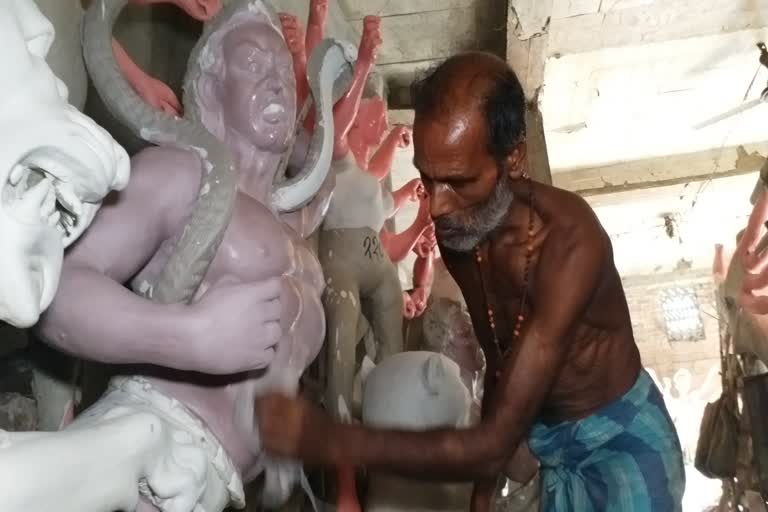 demand of durga idol on high in Jalpaiguri zilla