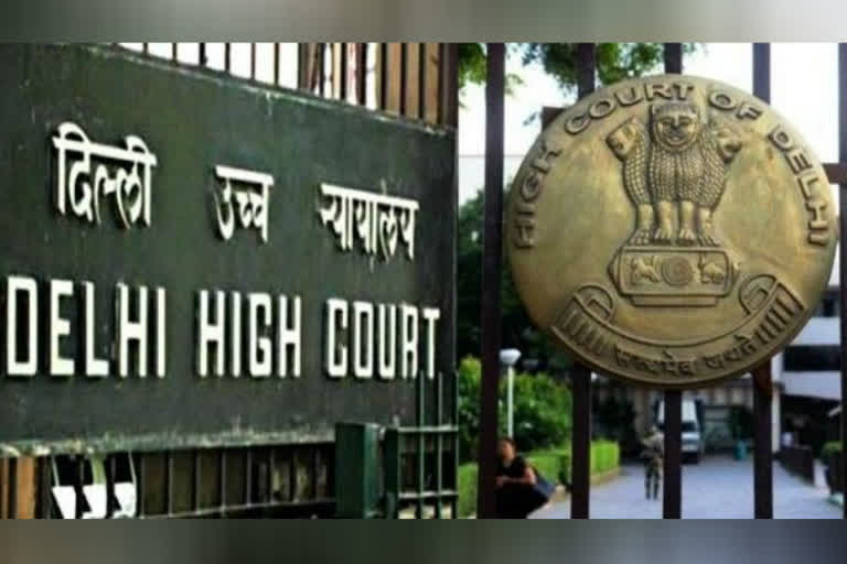 Delhi High Court orders central government to vacate government house fraom retired public servants