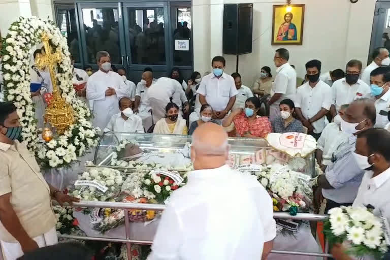 കോട്ടയം  kottayam  MLA  Cf Thomas  cremation  senior Kerala Congress leader  Changanassery MLA  ചങ്ങനാശേരി എംഎൽഎ  സിഎഫ് തോമസ്