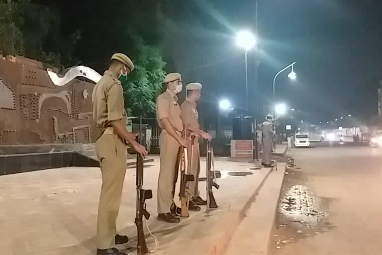 Ahead of Babri Masjid verdict, security tightened in Lucknow