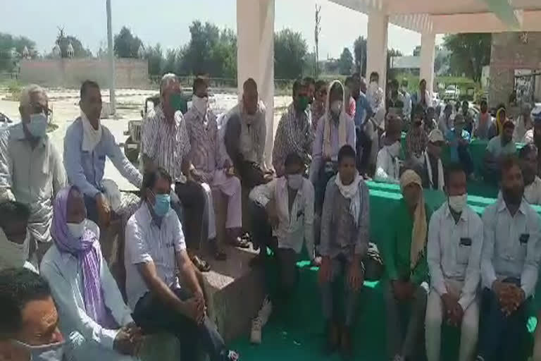 cpi(m) protest in dantaramgarh,  cpi(m) protest