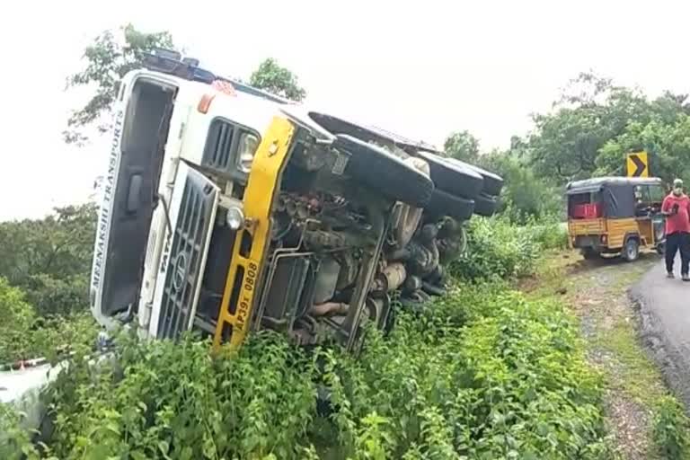 tipper overall on srisailam ghat road in Kurnool district