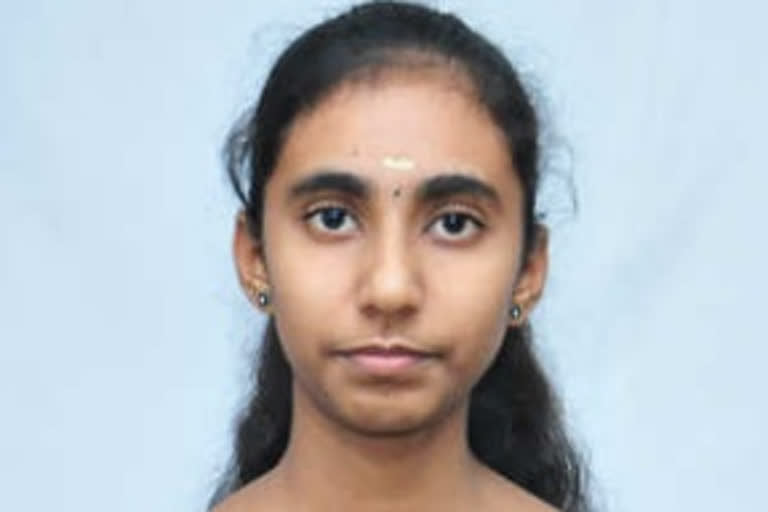 Coimbatore student tops engineering rankings