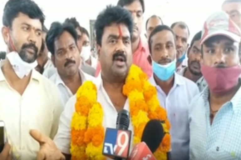 Kuna Ravikumar fires on Jagan Over attacks