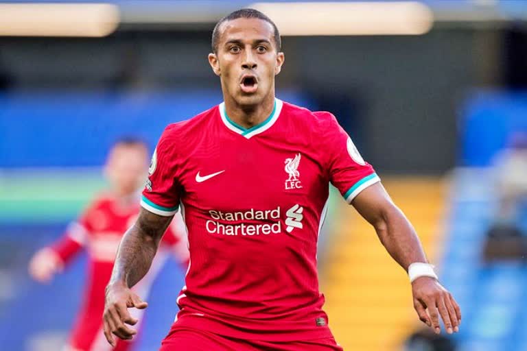 liverpool midfielder thiago alcantara tests covid 19 positive