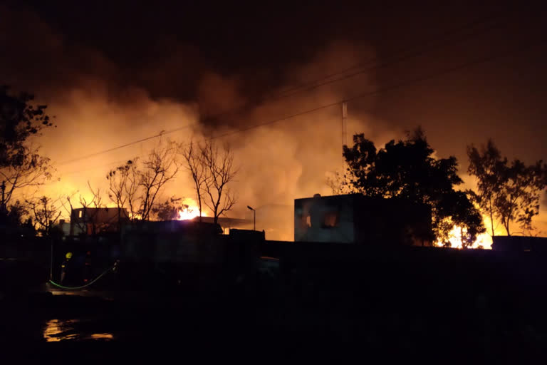 Fire at chemical unit in Pune