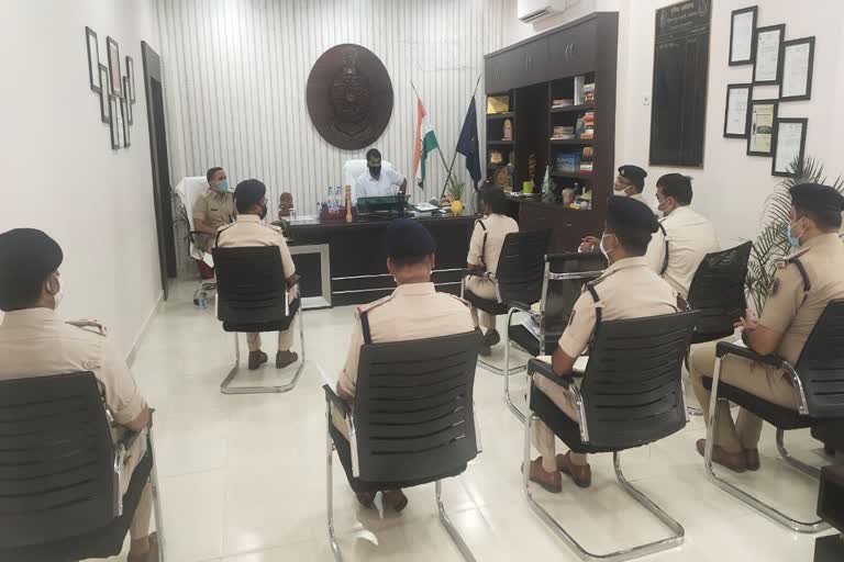 IG Dipanshu Kabra in marwahi