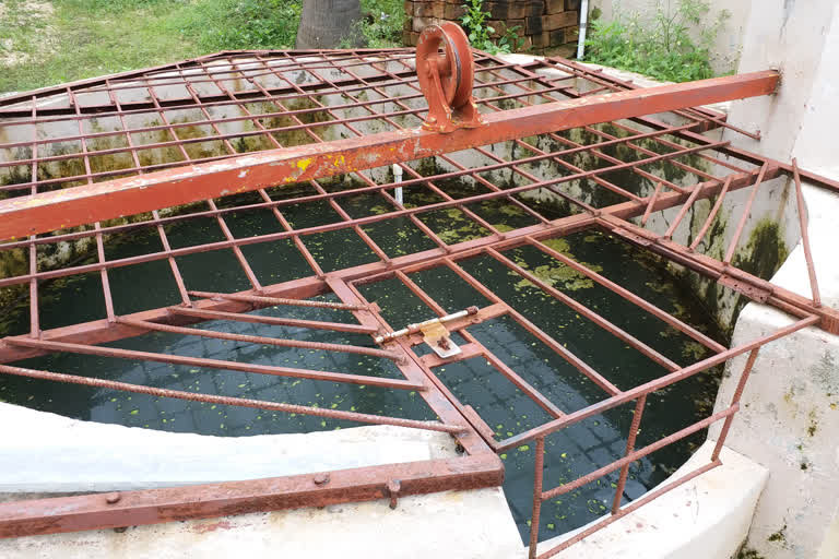 wells full after ten years, wells full after ten years in Raichur, Raichur wells full news, ಹತ್ತು ವರ್ಷಗಳ ನಂತರ ಬಾವಿಗಳು ಭರ್ತಿ, ರಾಯಚೂರಿನಲ್ಲಿ ಹತ್ತು ವರ್ಷಗಳ ನಂತರ ಬಾವಿಗಳು ಭರ್ತಿ, ರಾಯಚೂರು ಬಾವಿಗಳು ಭರ್ತಿ ಸುದ್ದಿ,