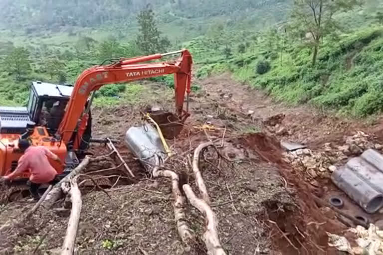 ഇടുക്കി  പ്രളയം  ജപ്പാന്‍ കുടിവെള്ള പദ്ധതി  പൈപ്പുകളുടെയും ജലസംഭരണിയുടെയും  പുനര്‍നിര്‍മാണം  വാട്ടര്‍ അതോറിറ്റി  water authority  idukki  japan Drinking Water Project  Reconstruction