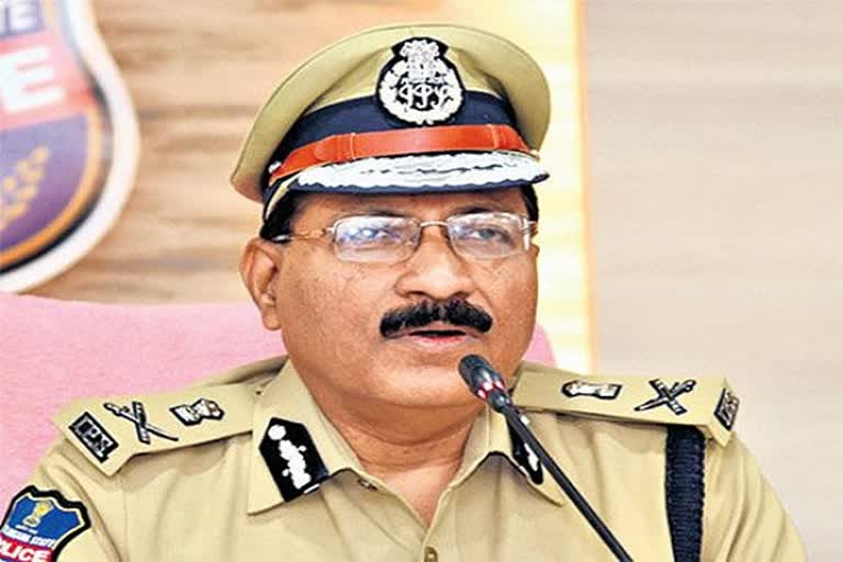 national human right commission served notice to dgp mahender reddy