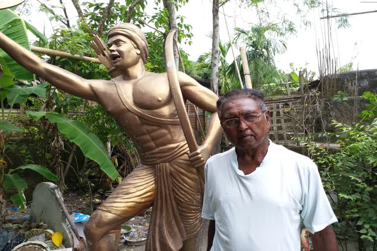 Sculptor Jay Chandra Das